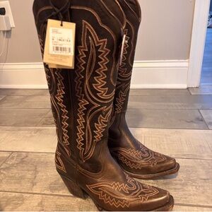 Ariat Rich Chocolate Cassanova Western Boots